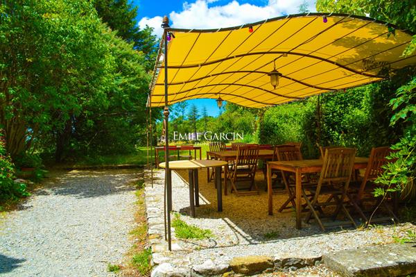 A vendre - Domaine authentique - En Provence - Le luxe authentique d'une Provence Intemporelle
