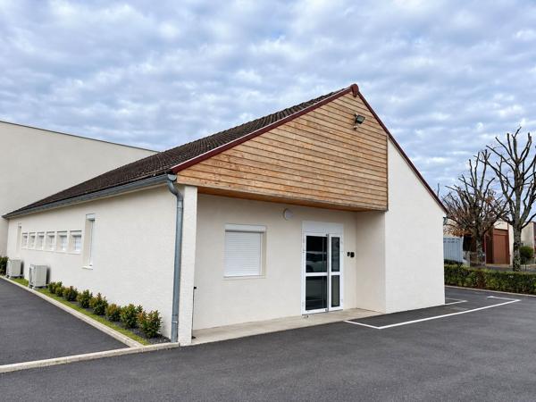 Bureaux à louer Olivet Aulnaies 153 m2