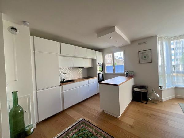 Appartement Suresnes 2 pièce(s) 53 m2