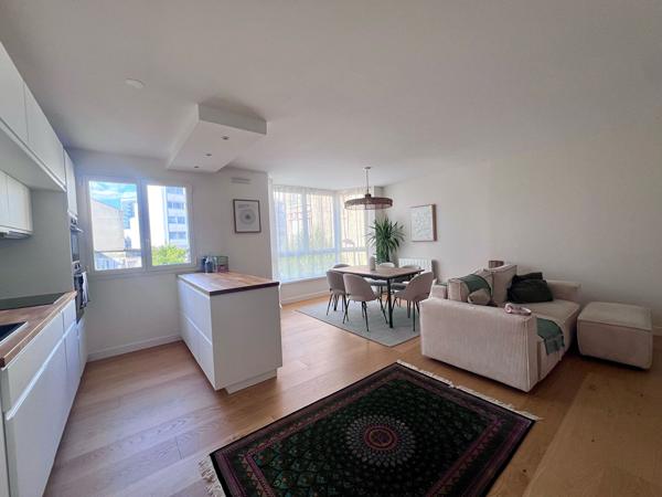 Appartement Suresnes 2 pièce(s) 53 m2