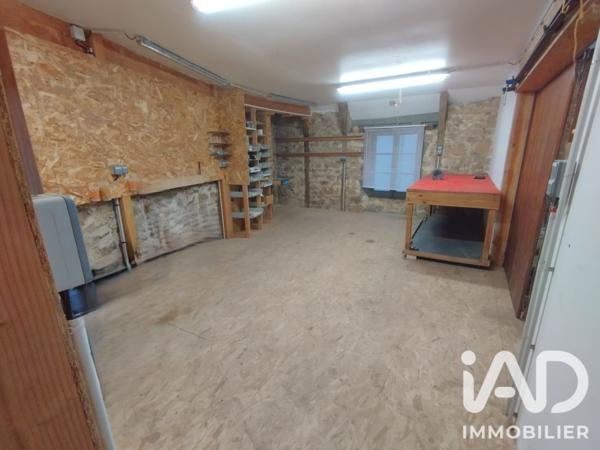 Maison à vendre 3 pièces 307 m² Neuvic