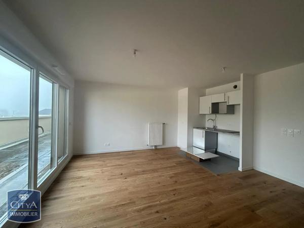 Appartement à louer 2 pièces 50.5m² Chartres (28000)