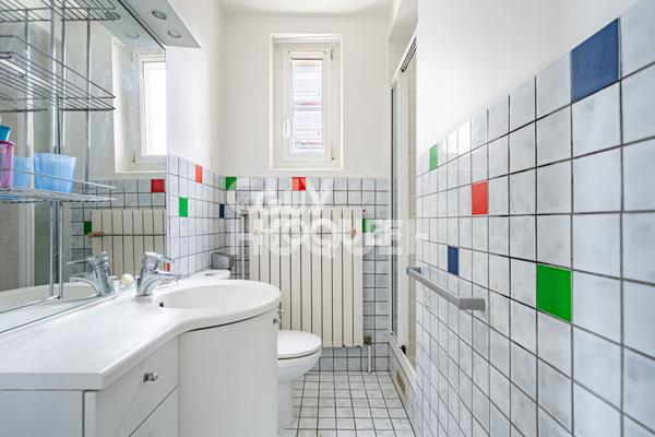 MAISON 184 M² 8 PIÈCES. 6 CHAMBRES