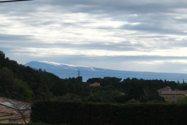 Maison plain-pied avec jardin et vue