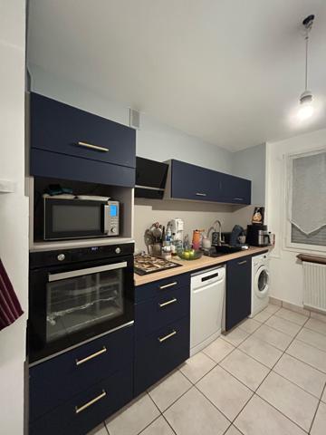 Romans-sur-Isère (26100) t5 avec garage et cave / vue panoramique (à la vente non meublé )