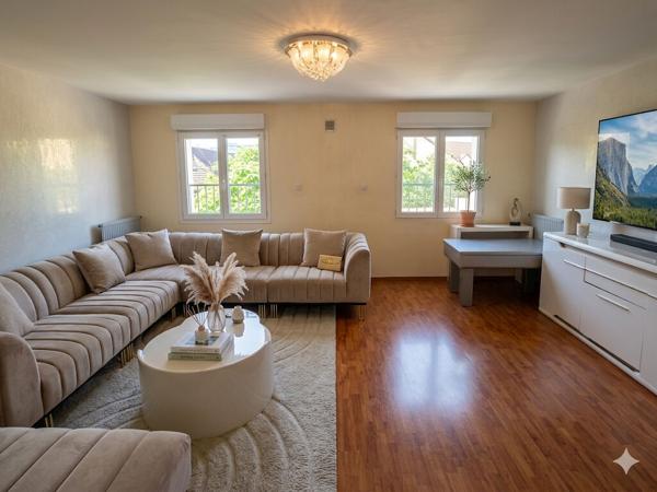 Localisation Stratégique pour cette Maison de 5 pièce(s) 112 m²,. Aulnay Sous Bois