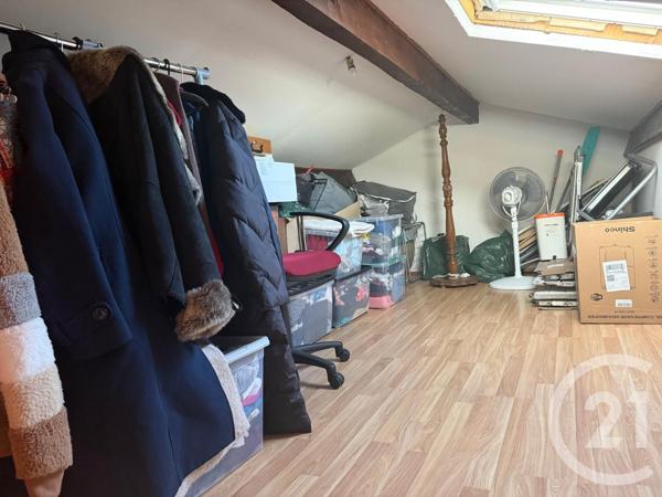 Appartement à vendre  2 pièces - 52,80 m2 SAINTES - 17