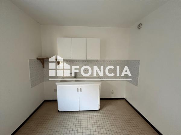 Location Studio 26.95 m² - LE CLOS LEMENC Chambery 73000
