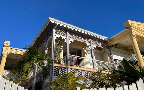 Appartement à vendre    2 pièces • 56,51 m2 Saint-François