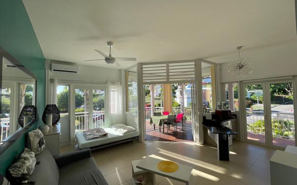 Appartement à vendre    2 pièces • 56,51 m2 Saint-François