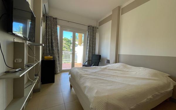 Appartement à vendre    2 pièces • 56,51 m2 Saint-François