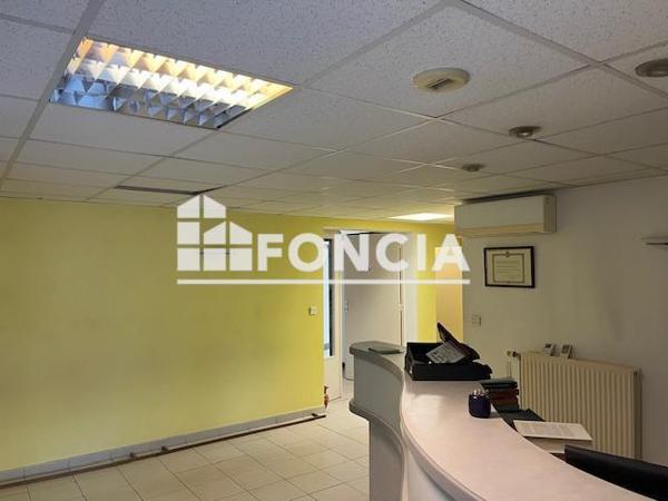 Location Local commercial 1 pièce - Fontaine 38600