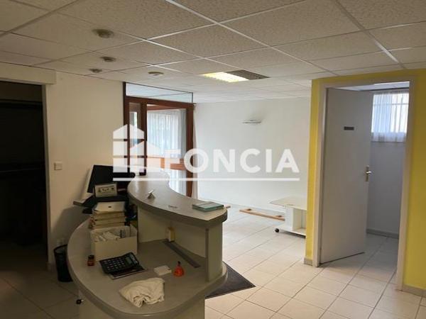 Location Local commercial 1 pièce - Fontaine 38600
