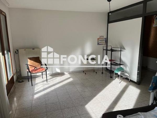 Location Local commercial 1 pièce - Fontaine 38600