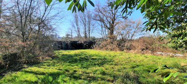 Liffré (35340) Maison à rénover sur terrain de 2045 m2