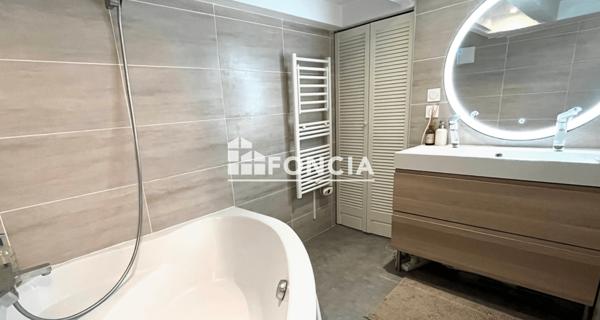 Location Appartement meublé 3 pièces 84.13 m² - Lyon 69005