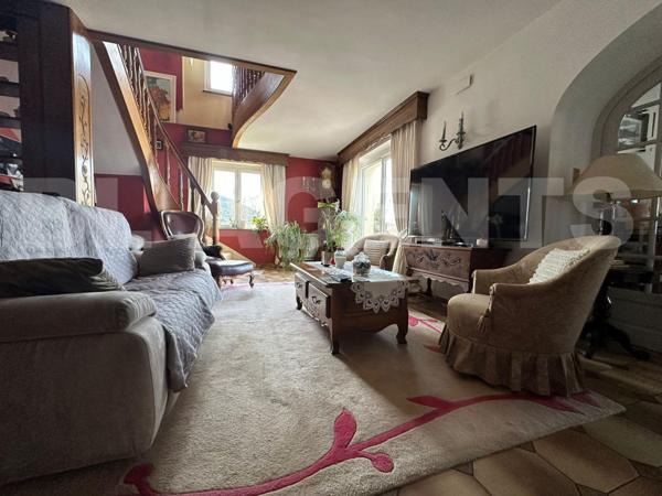 maison/villa 8 pièce(s) 270 m2