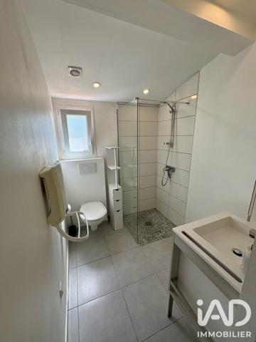 Maison à vendre 6 pièces 158 m² Cuers