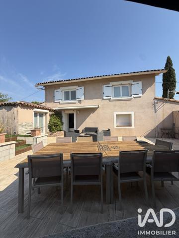 Maison à vendre 6 pièces 158 m² Cuers