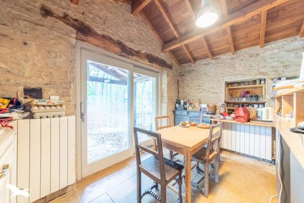 Maison à vendre 350 000 € Saint-Antonin-Noble-Val 4 p 97 m² DPE E