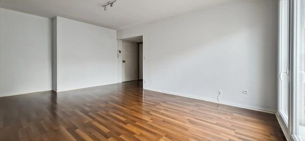 APPARTEMENT 2 PIECES EN CENTRE VILLE