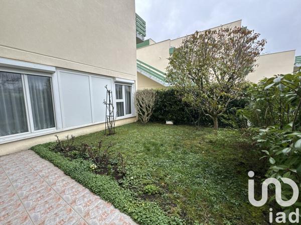 Appartement 5 pièces de 118 m² à Vaux-le-Pénil (77000)