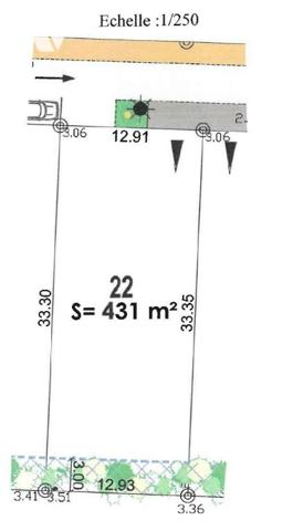 Terrain à bâtir raccordé aux réseaux