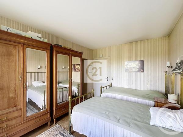 Appartement à vendre  6 pièces - 166,77 m2 ST CLOUD - 92