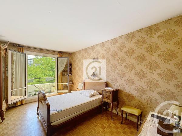 Appartement à vendre  6 pièces - 166,77 m2 ST CLOUD - 92