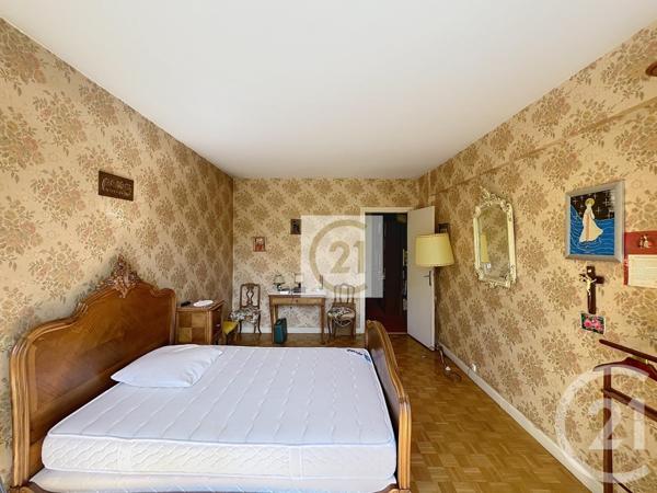 Appartement à vendre  6 pièces - 166,77 m2 ST CLOUD - 92