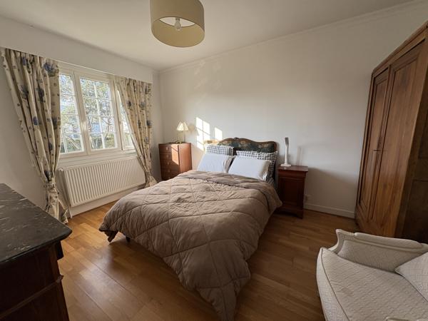 Pacy-sur-Eure (27120) MAISON EN TRES BON ETAT GENERAL AVEC VIE DE PLAIN PIED AU CENTRE DE PACY SUR EURE