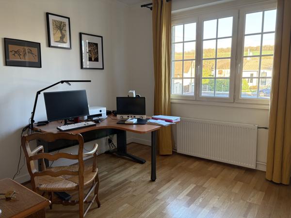 Pacy-sur-Eure (27120) MAISON EN TRES BON ETAT GENERAL AVEC VIE DE PLAIN PIED AU CENTRE DE PACY SUR EURE