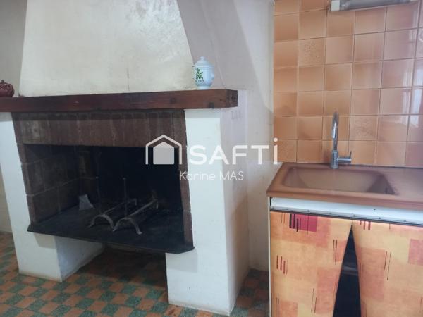 Maison de village et jardin à deux pas