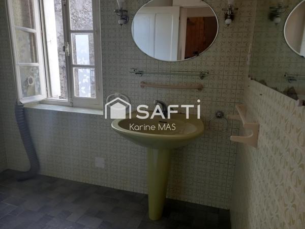 Maison de village et jardin à deux pas