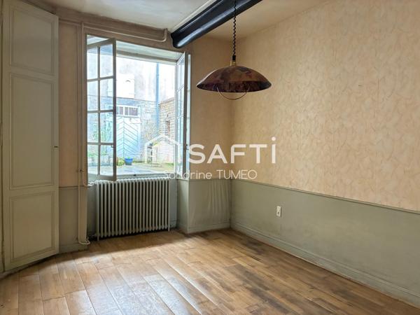 Appartement + Local Commercial avec Fonds de Commerce