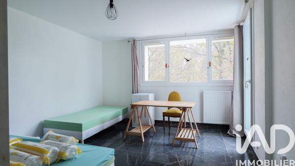 Location appartement 6 pièces 100 m² Champs-sur-Marne