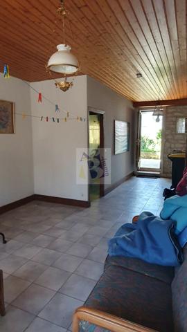 Vente maison de ville Angouleme (16000), 108.00m² avec 5 pièce(s) dont 2 chambre(s) sur 50.00m² de terrain. Agence Allard Brimeaud