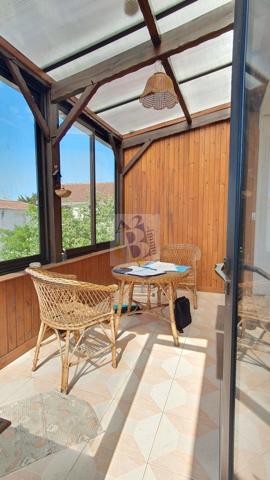Vente maison de ville Angouleme (16000), 108.00m² avec 5 pièce(s) dont 2 chambre(s) sur 50.00m² de terrain. Agence Allard Brimeaud