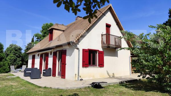 Très belle maison familiale de 160 m² sur terrain arboré de 3 400 m² 