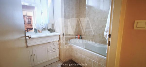 ANGOULEME "LE PLATEAU" - APPARTEMENT T3 AVEC VERANDA, TERRASSE ET GARAGE