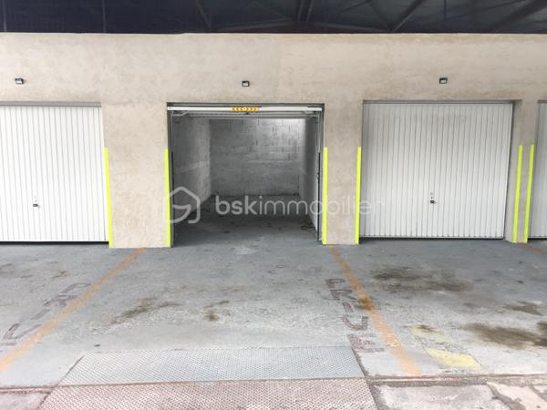 Parking de 160 m²