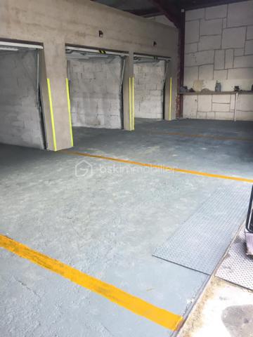 Parking de 160 m²