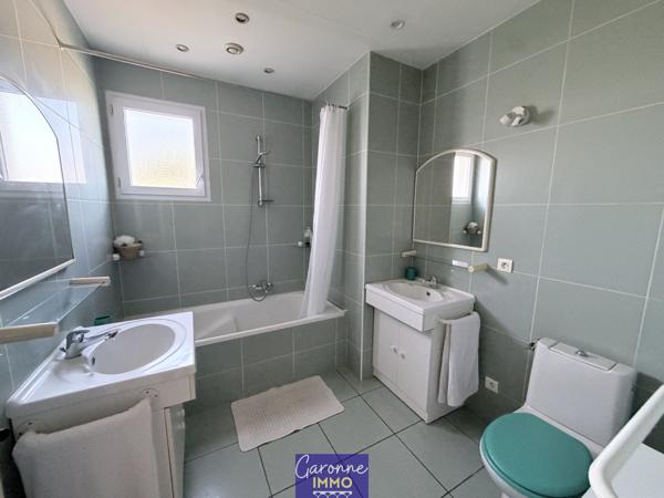 Maison 8 pièce(s) 6 chambre(s) 245 m²