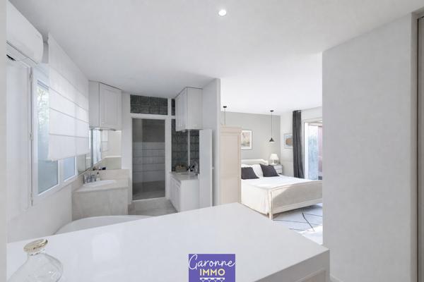 Maison 8 pièce(s) 6 chambre(s) 245 m²