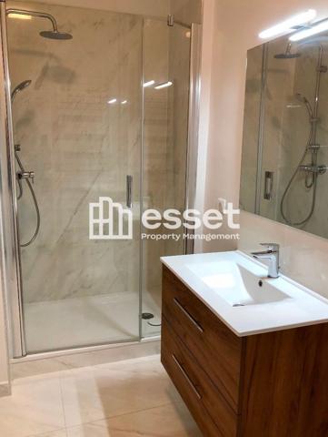 Location Appartement 5 pièces 178 m² - Saint-cloud 92210