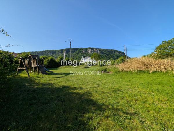 Terrain à VERTRIEU, 38390 - 376m²