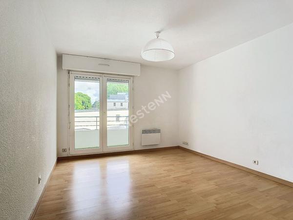 Nantes Tortière - Studio avec balcon et place de parking