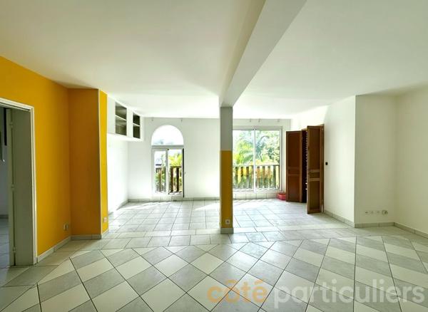 Vente Appartement100 m² - 4 Pièces - L ETANG SALE (97427)
