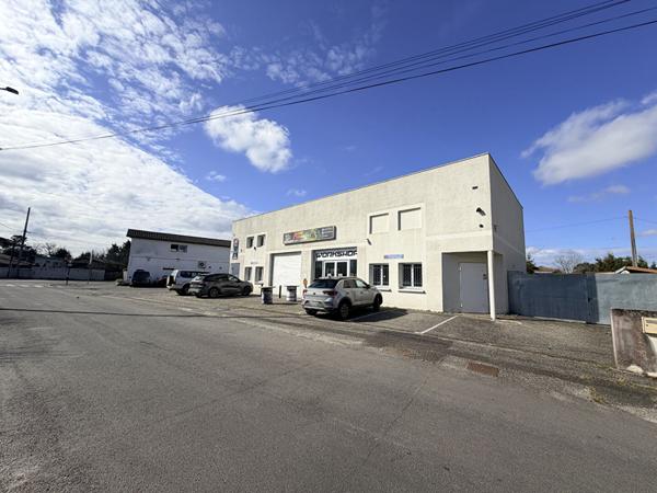 Local commercial - EYSINES