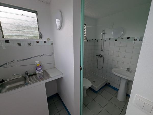 Location appartement Le Lamentin - 1 pièce(s) - 15 m² - 480 €/mois